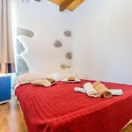 Villa House *