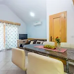 Villa House Kornic