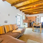 House * Kornic